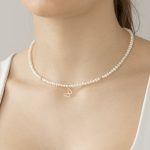 collar con una perla