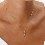 collar cruz