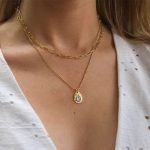 collar de oro