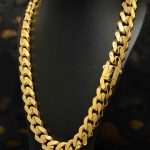 collar hombre oro