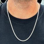 collar hombre plata