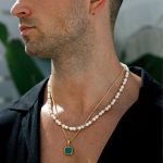 collar perlas hombre