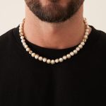 collar perlas hombre