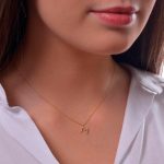 collares con iniciales